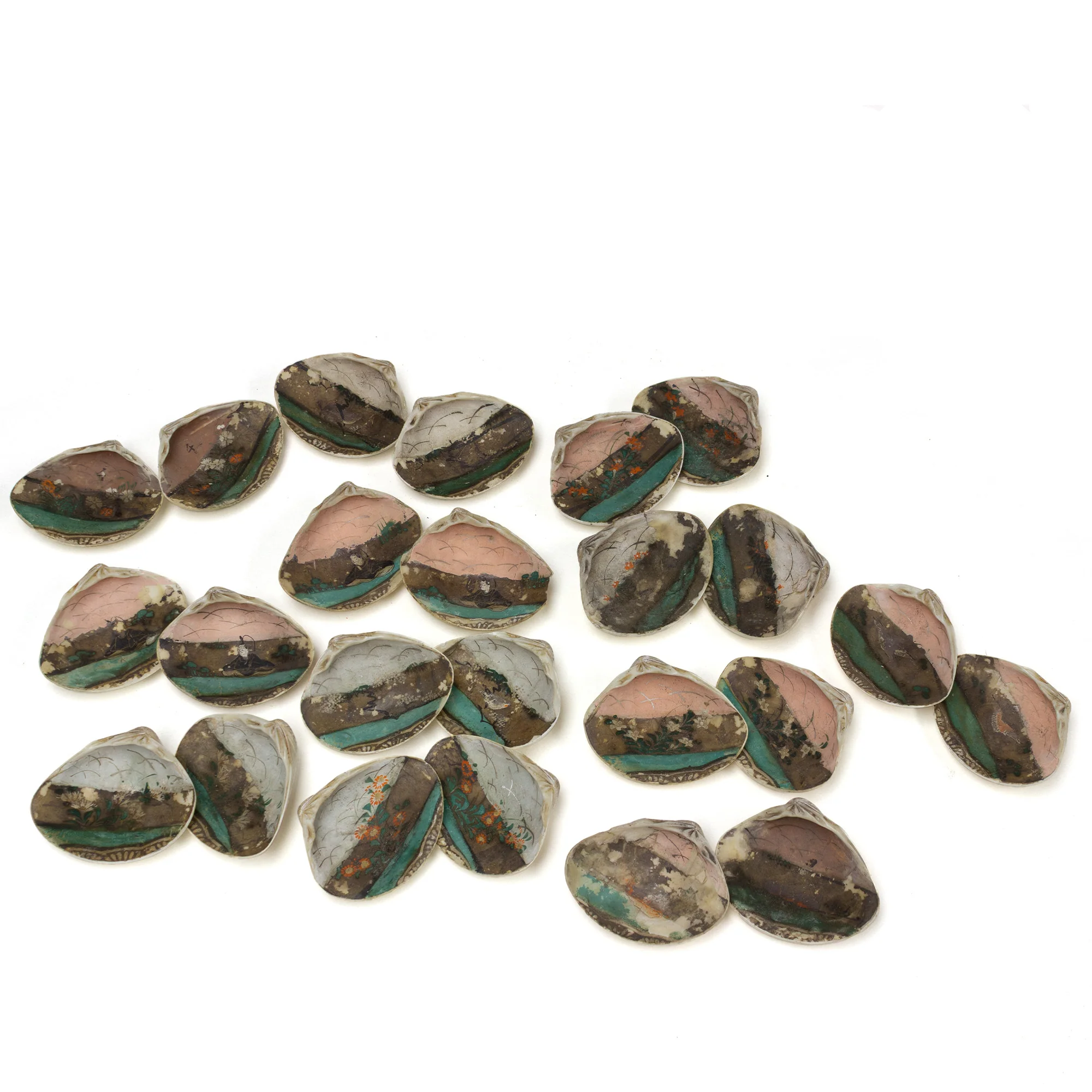 48 Piece Shell Game Set