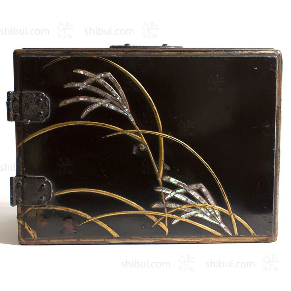 Small Lacquered Box Japanese Antique Storage Decor - Image 5